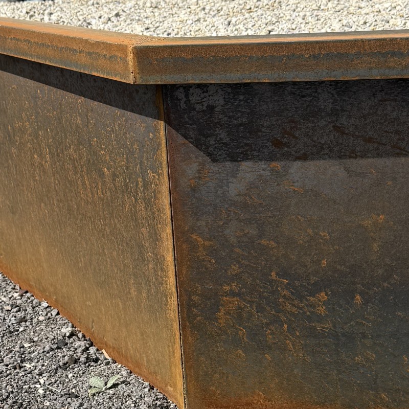 Planter Box (2ft Tall)