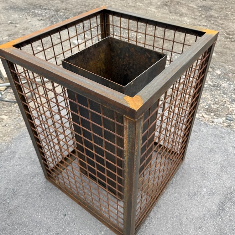 Gabian Planter Box